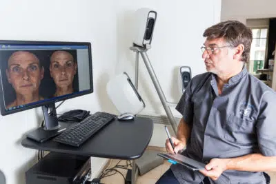 Consultation de chirurgie esthetique Dr Raspaldo