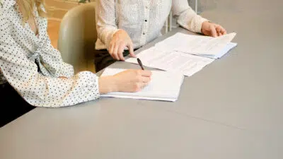 Avocat en droit des étrangers : quand faire appel à lui ?