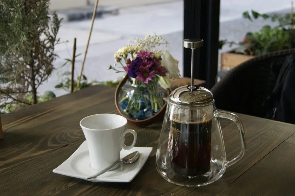 café