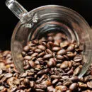 La machine à café et le café pour entreprise : le duo essentiel