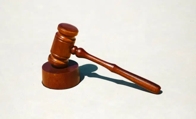 Le rôle essentiel de l'avocat pénaliste : défendre les droits et la justice