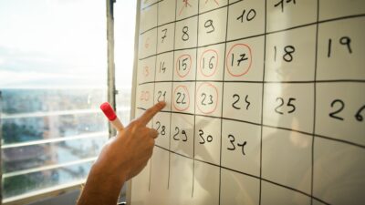 Marking Dates On A Calendar board