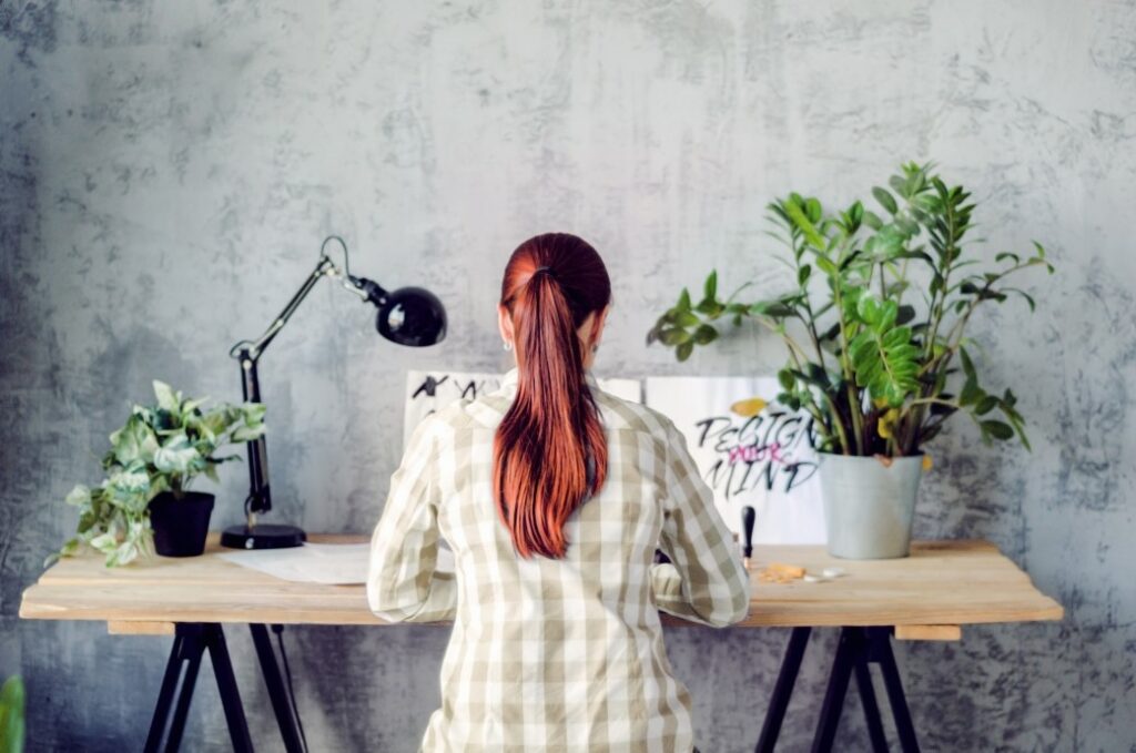 matériel bureau pour travailler à la maison