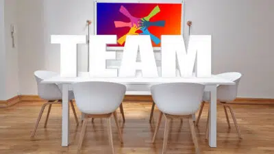 Quelles idées créatives peuvent être utilisées lors d'un team building à Paris ?