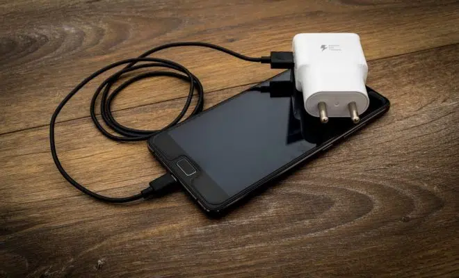 réparer un câble de chargeur USB