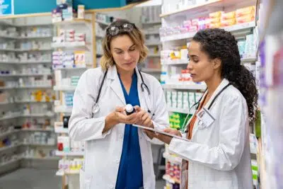 ouvrir pharmacie